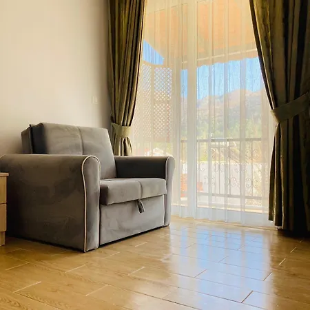 Couette-café Bybassios 3*