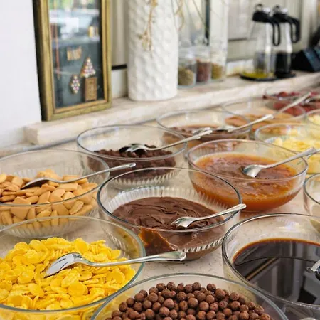 Bed and Breakfast Bybassios 3*