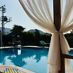 Bed & Breakfast Bybassios 3*