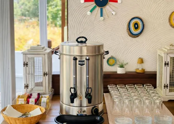 Bybassios Bed & Breakfast 3*